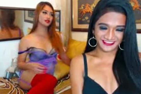 lovely shelady Sucks Her Room boyfrend's 10-Pounder